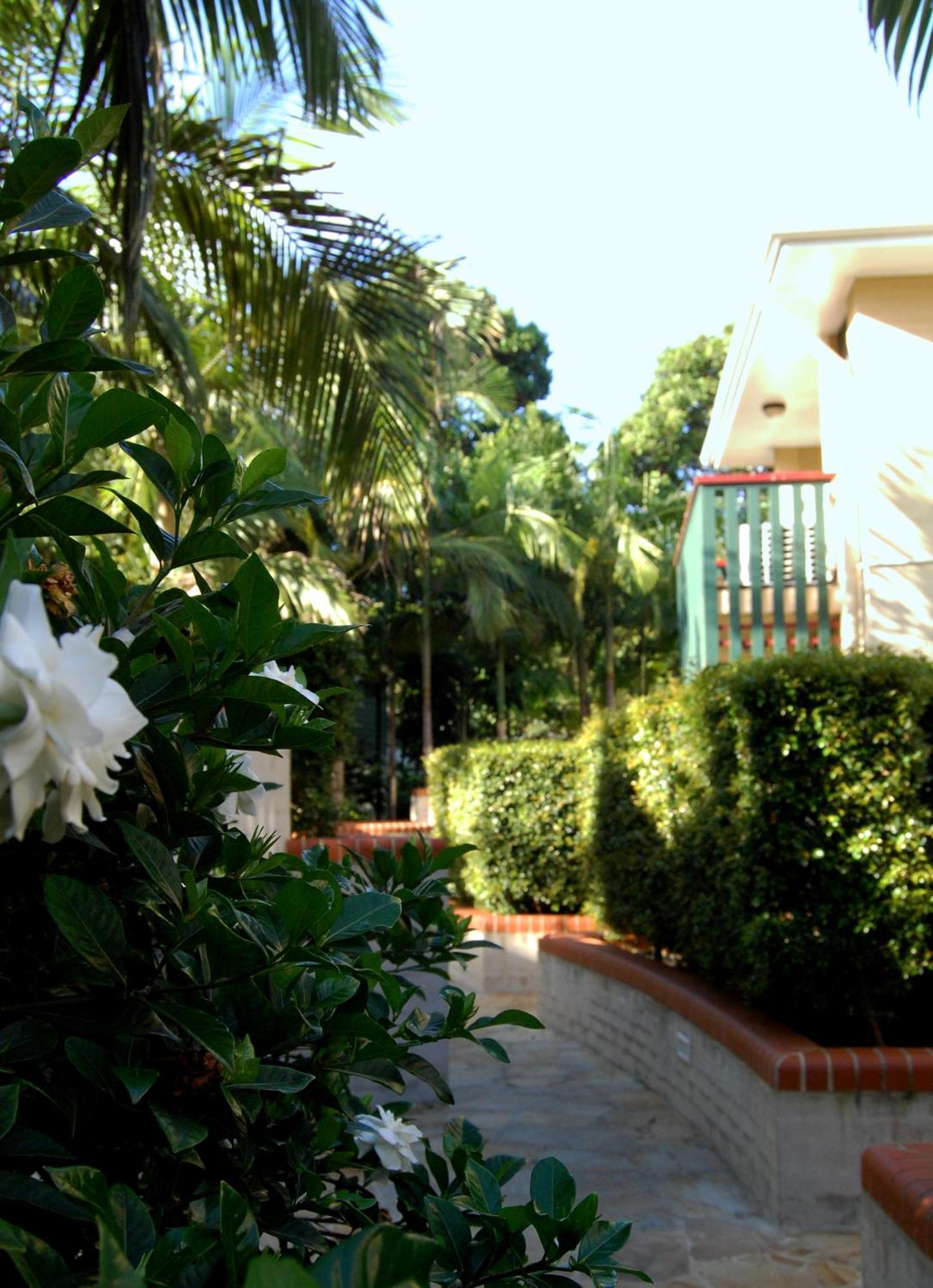 Aparthotel The Crest Byron Bay Extérieur photo