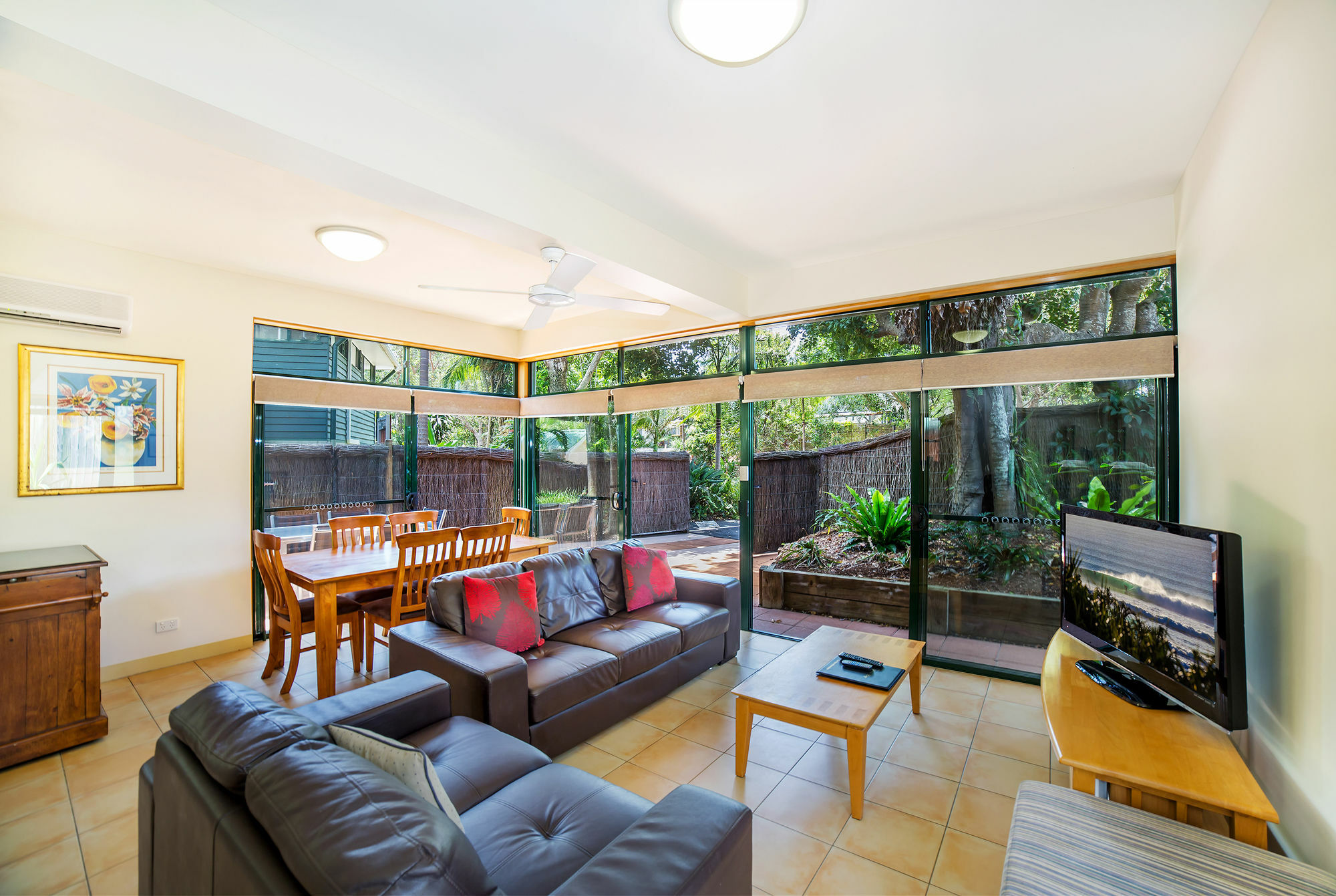 Aparthotel The Crest Byron Bay Extérieur photo