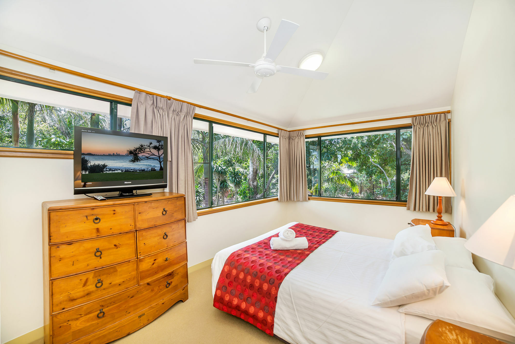 Aparthotel The Crest Byron Bay Extérieur photo