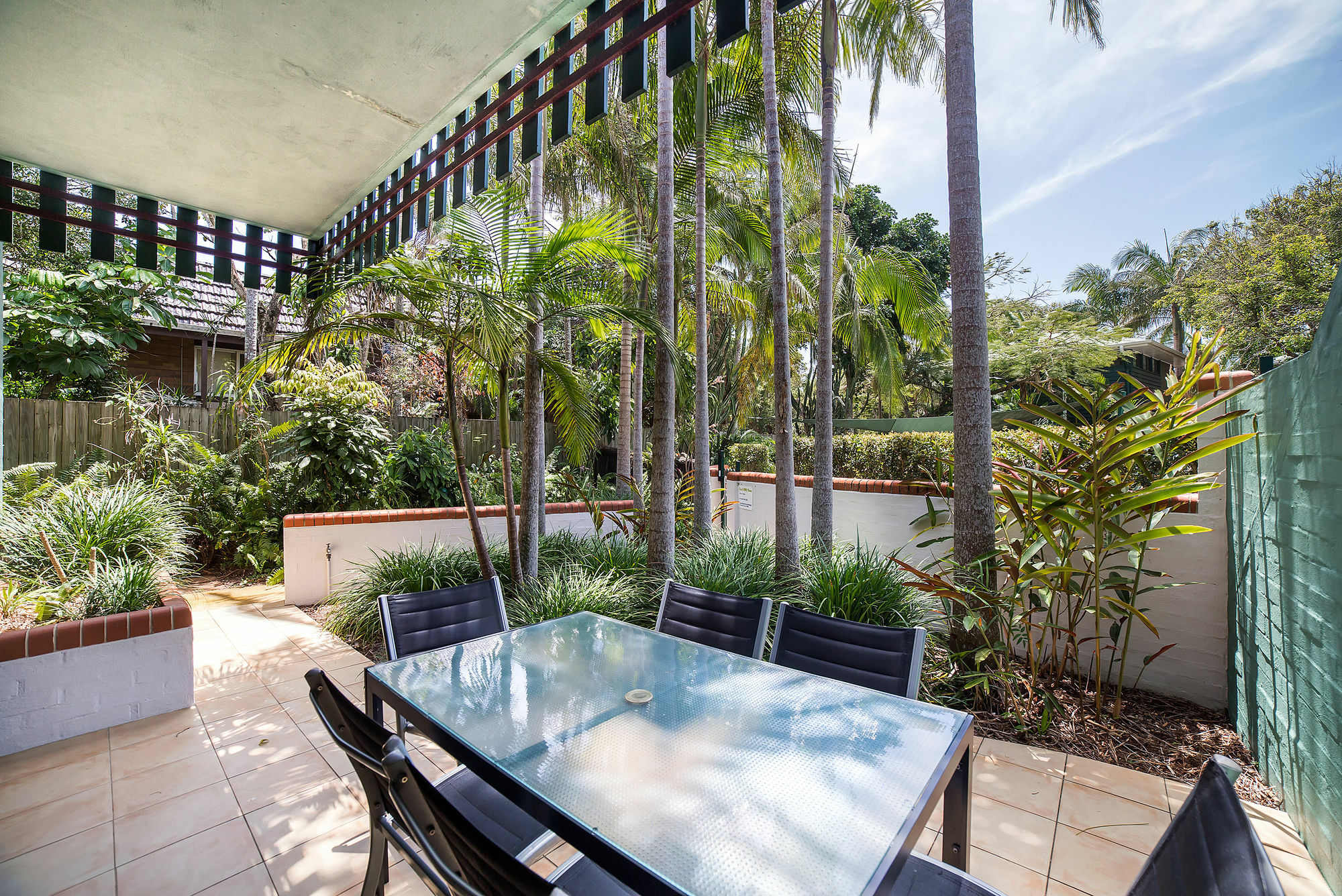 Aparthotel The Crest Byron Bay Extérieur photo