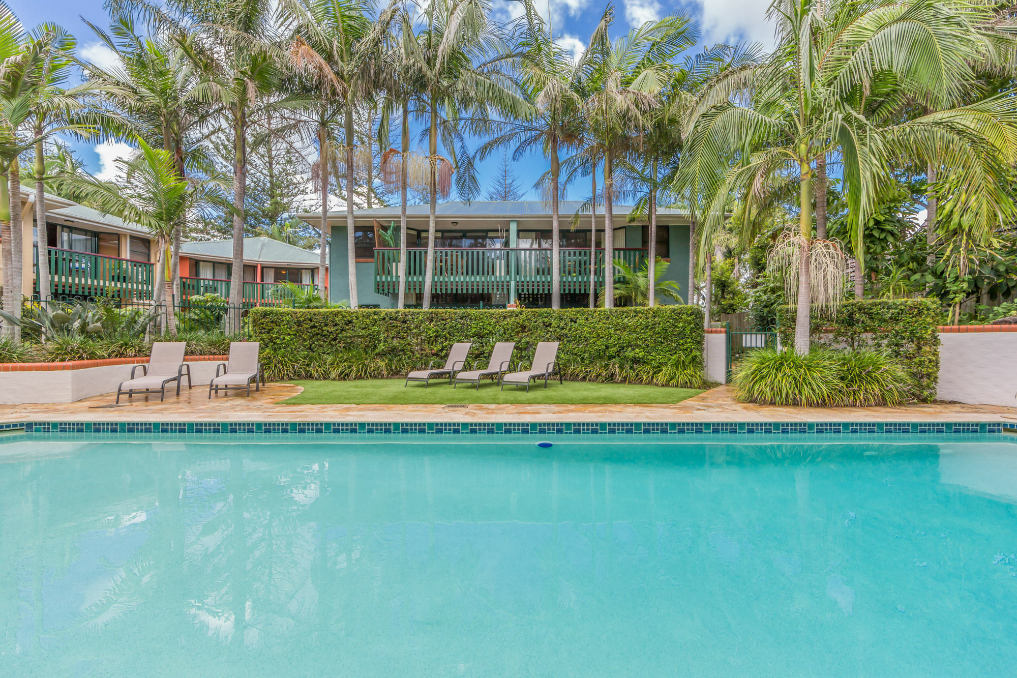 Aparthotel The Crest Byron Bay Extérieur photo